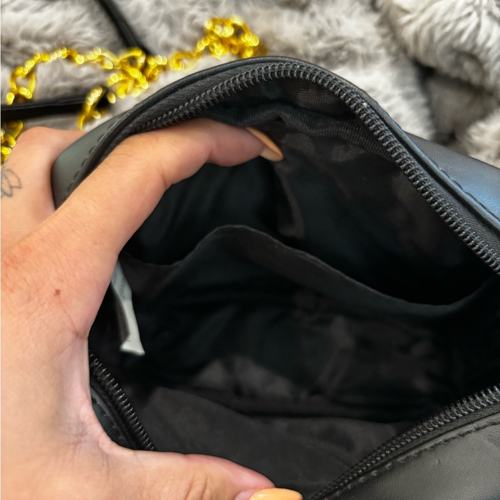 Imán Crossbody - Picture 10 of 12